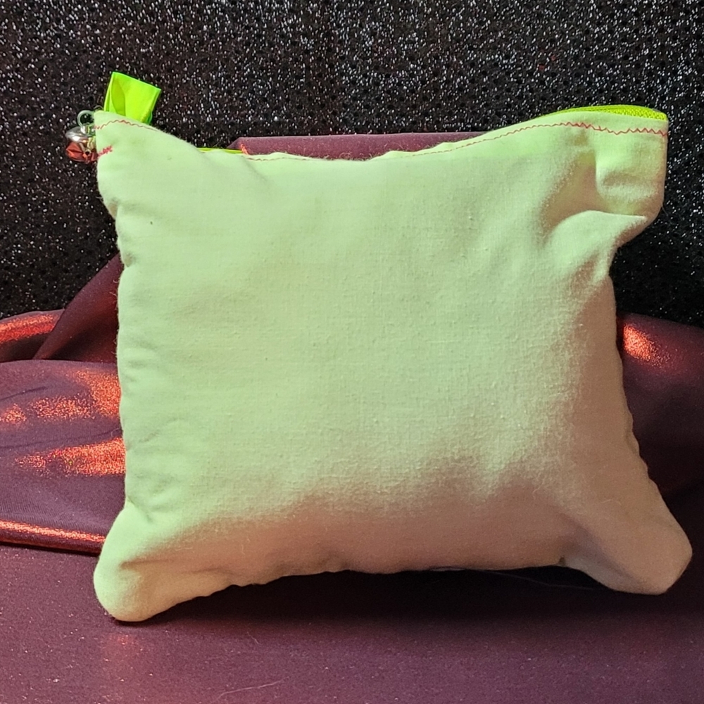 My green lime zippee bag